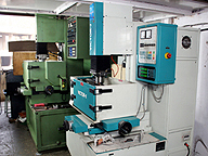 Precision die sinker for injection mold